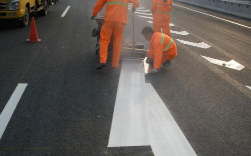 卡若丙烯酸标线涂料